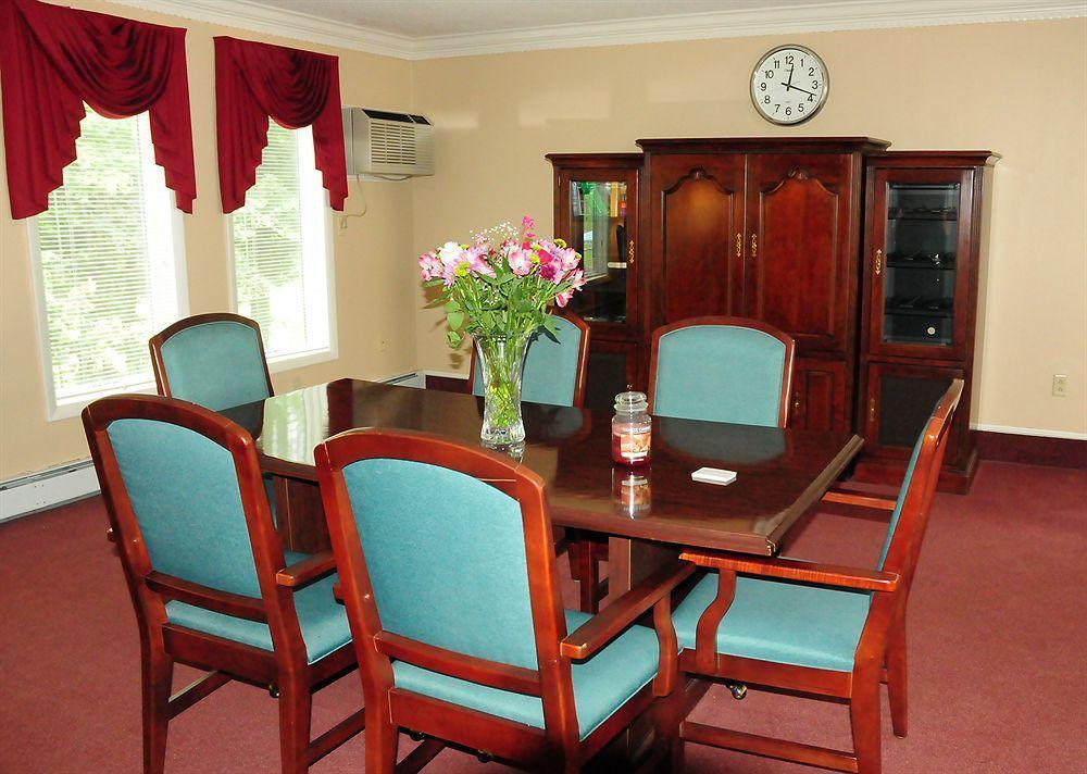 Inn At Ligonier Екстериор снимка